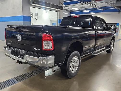 2022 RAM 2500 Big Horn Crew Cab 4x4 8' Box
