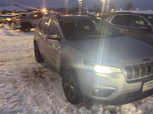 2021 Jeep Cherokee Altitude
