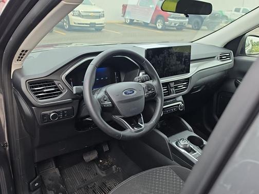 Carbonized Gray Metallic 2024 Ford Escape Active