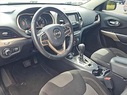 2017 Jeep Cherokee Altitude