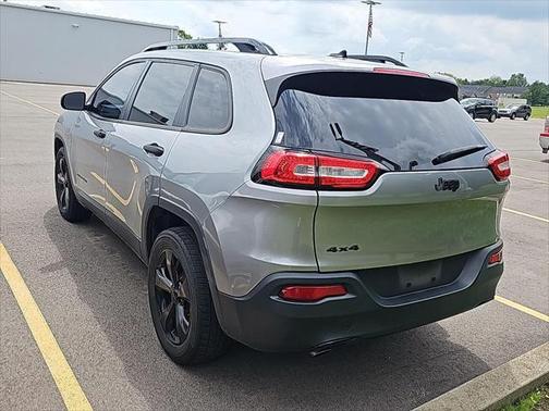 2017 Jeep Cherokee Altitude