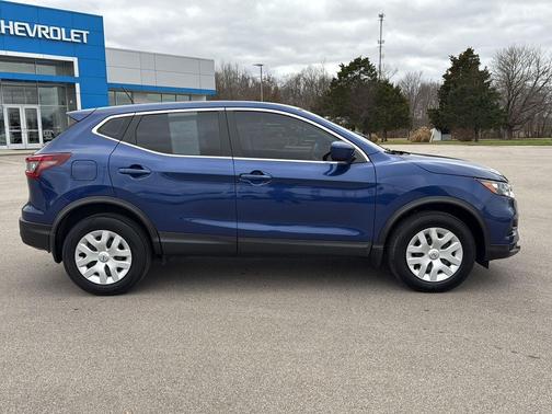 2020 Nissan Rogue Sport S