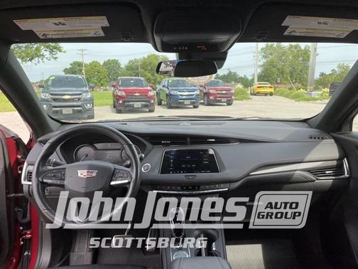 2020 Cadillac XT4 Sport