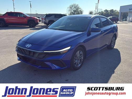 2024 Hyundai ELANTRA SEL