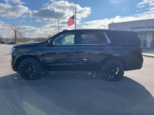 2025 Chevrolet Tahoe LS