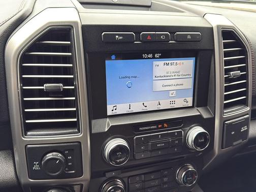 White Platinum Metallic Tri-Coat 2018 Ford F-150 Platinum