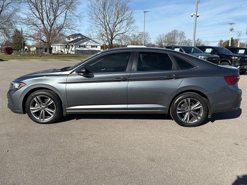 2022 Volkswagen Jetta 1.5T SE