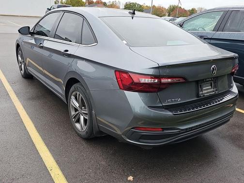 2022 Volkswagen Jetta 1.5T SE