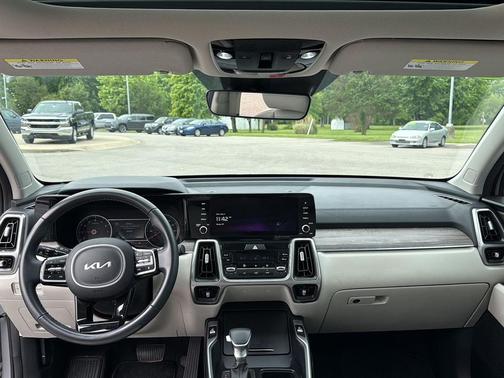 Wolf Gray 2023 Kia Sorento EX