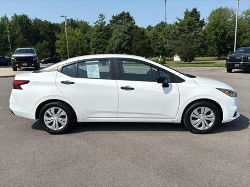 2021 Nissan Versa 1.6 S