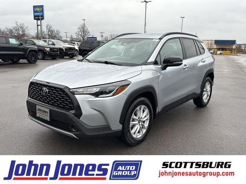 2025 Toyota Corolla Cross LE