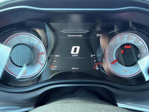 Go Mango 2022 Dodge Challenger R/T Scat Pack