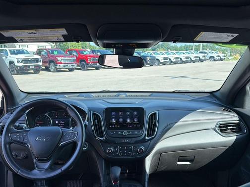 2022 Chevrolet Equinox FWD RS