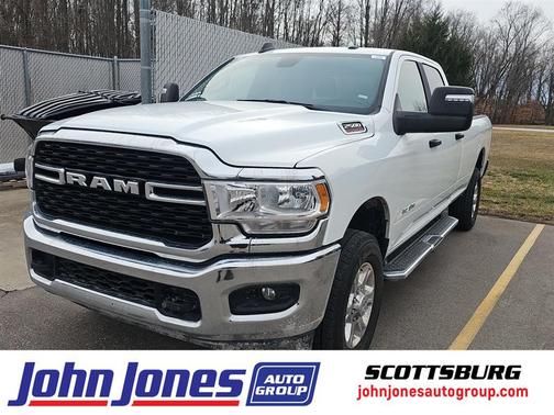 2024 RAM 2500 Big Horn Crew Cab 4x4 8' Box