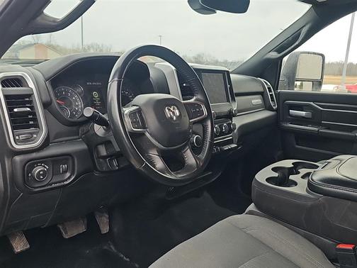 2024 RAM 2500 Big Horn Crew Cab 4x4 8' Box