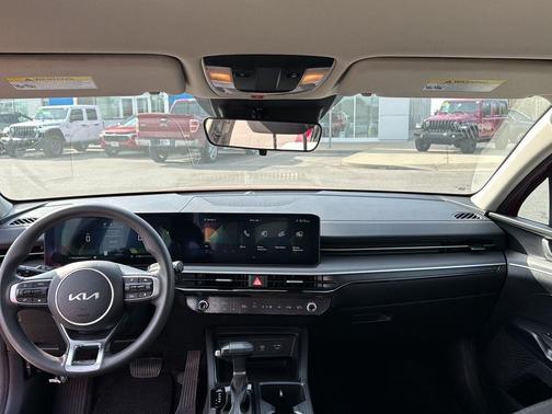 2025 Kia K5 LXS