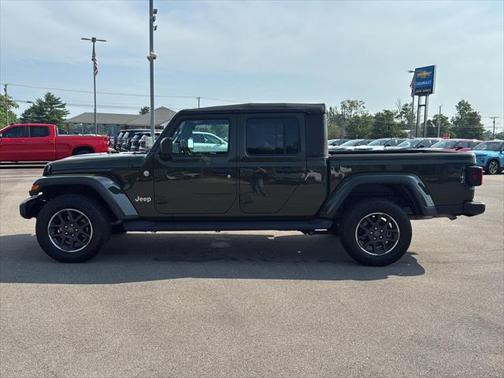 2022 Jeep Gladiator Overland