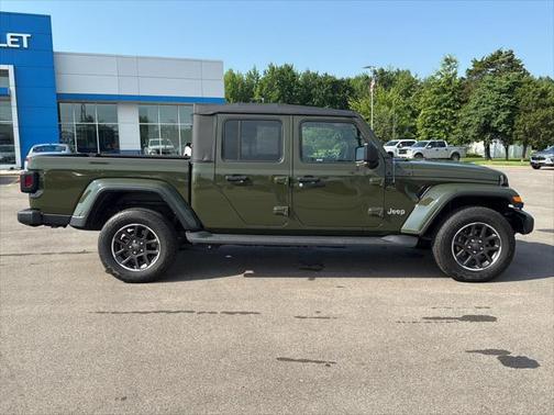 2022 Jeep Gladiator Overland