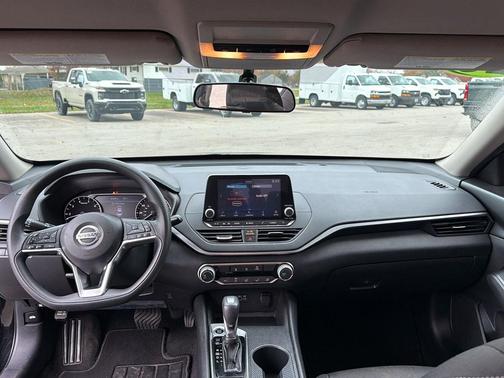 2020 Nissan Altima S FWD