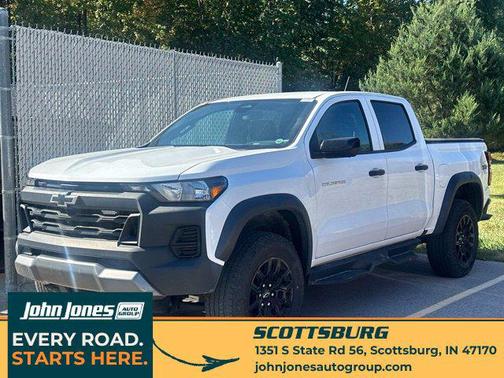 Summit White 2023 Chevrolet Colorado Trail Boss
