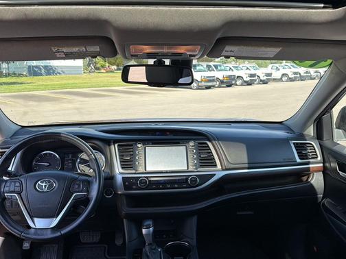 2015 Toyota Highlander Limited