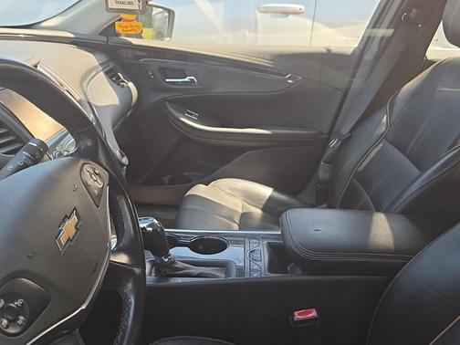 Black 2019 Chevrolet Impala Premier 2LZ