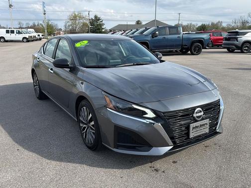 Gun Metallic 2025 Nissan Altima SV FWD