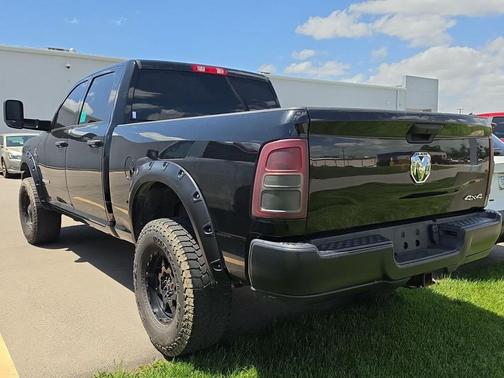 Diamond Black Crystal Pearlcoat 2020 RAM 2500 Tradesman Crew Cab 4x4 6'4' Box
