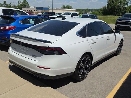 Platinum White Pearl 2025 Honda Accord Hybrid Sport