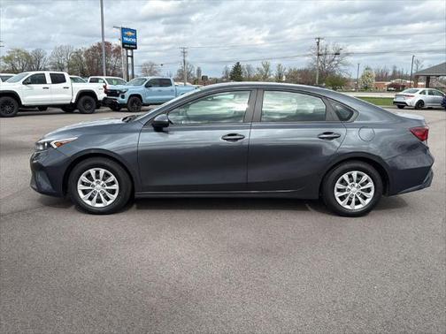 2023 Kia Forte LX