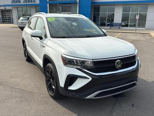 2023 Volkswagen Taos 1.5T SE