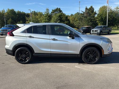 2022 Mitsubishi Eclipse Cross LE