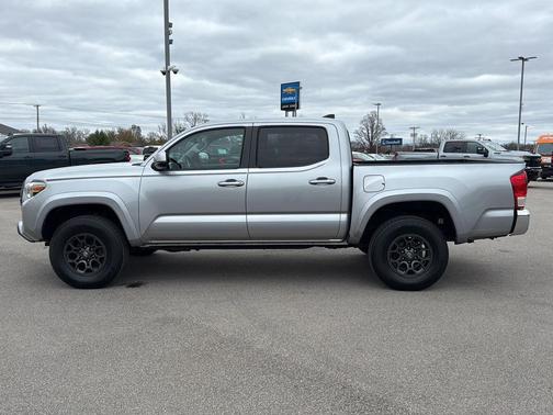 2017 Toyota Tacoma SR5