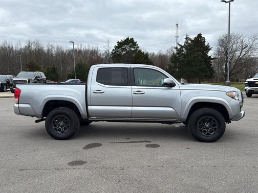 2017 Toyota Tacoma SR5