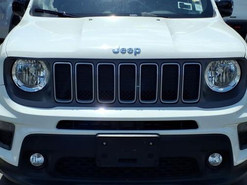 Alpine White Clearcoat 2022 Jeep Renegade Limited