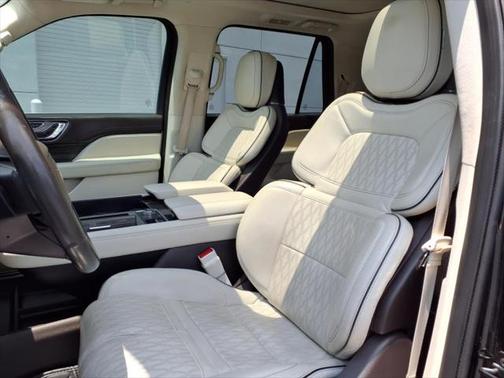 2021 Lincoln Navigator Black Label