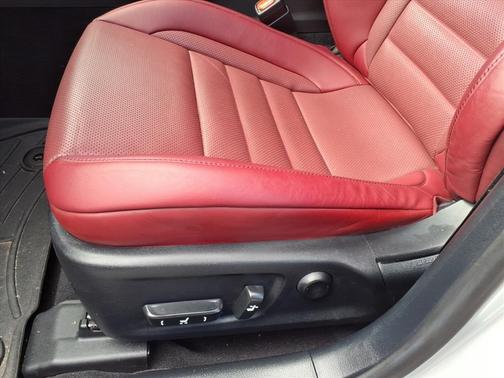 2018 Lexus IS 300 Base