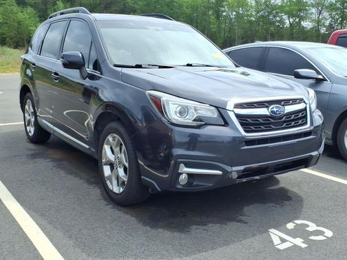 Dark Gray Metallic 2018 Subaru Forester 2.5i Touring