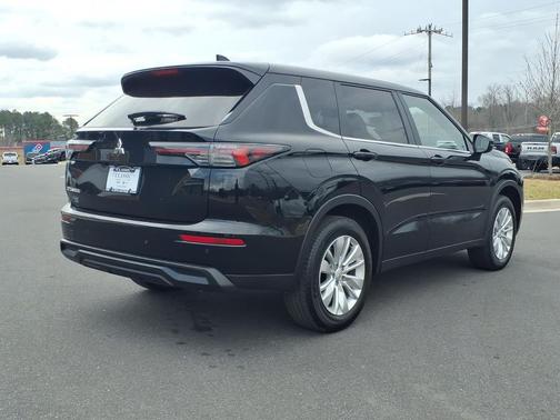 2025 Mitsubishi Outlander ES 2.5 S-AWC