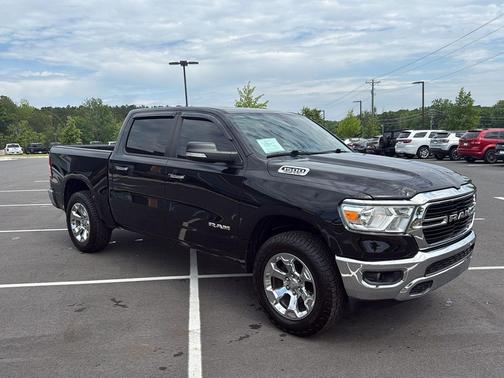 Diamond Black Crystal Pearlcoat 2020 RAM 1500 Big Horn/Lone Star