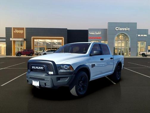 2024 RAM 1500 Classic Warlock Crew Cab 4x2 5'7' Box