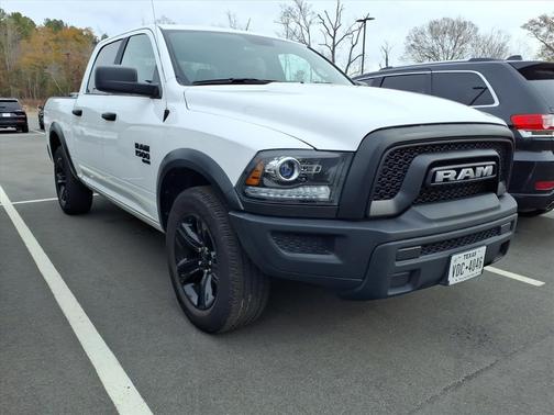 2024 RAM 1500 Classic Warlock Crew Cab 4x2 5'7' Box