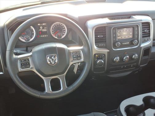 2024 RAM 1500 Classic Warlock Crew Cab 4x2 5'7' Box