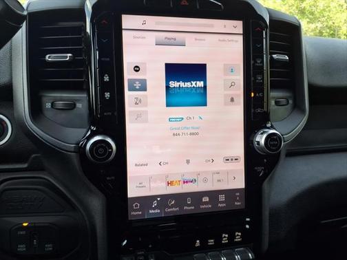 2025 RAM 2500 Tradesman Crew Cab 4x4 6'4' Box