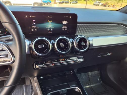2023 Mercedes-Benz GLB 250 4MATIC