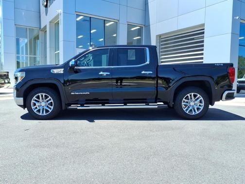 Onyx Black 2021 GMC Sierra 1500 SLT