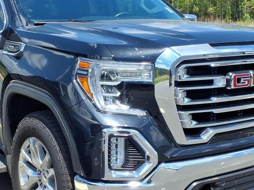 Onyx Black 2021 GMC Sierra 1500 SLT