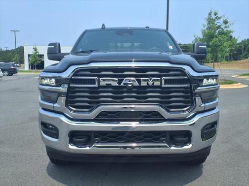 2025 RAM 2500 Tradesman Crew Cab 4x4 6'4' Box