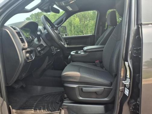 2025 RAM 2500 Tradesman Crew Cab 4x4 6'4' Box