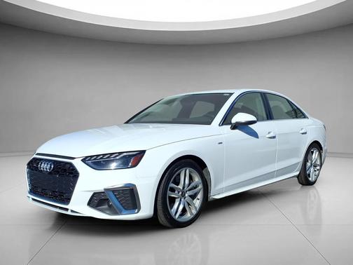 2024 Audi A4 45 S line Premium Plus